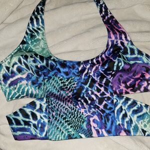 bebe Multicolor Abstract Animal Print Crop Top - Teal, Blue & Purple